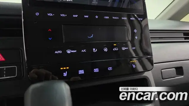 Hyundai Staria 2024 — Şəkil 4/32