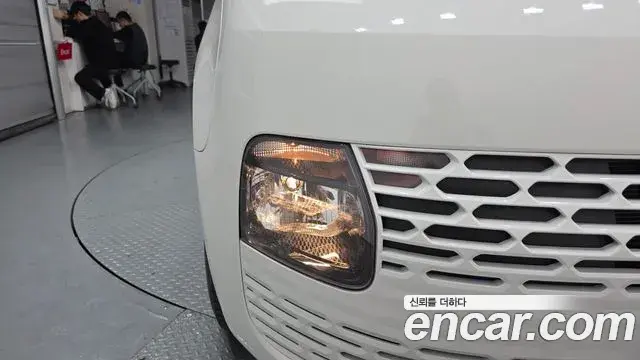 Hyundai Staria 2024 — Şəkil 2/32