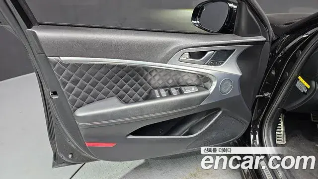 Genesis G70 2018 — Şəkil 18/30