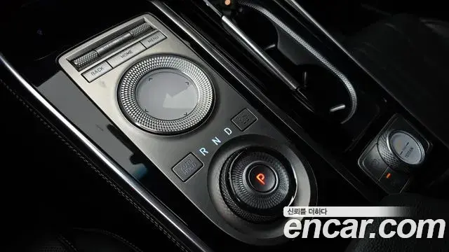 Genesis GV80 2021 — Фото 9/20