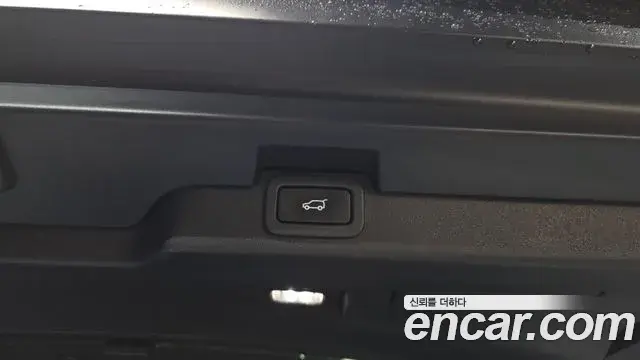Land Rover Discovery 5 2018 — ფოტო 10/35
