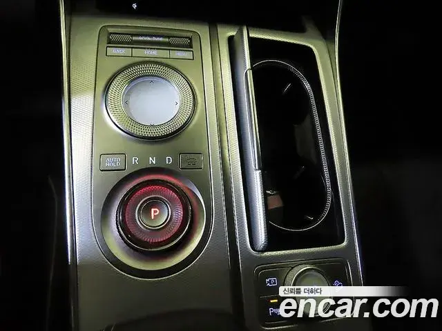 Genesis GV80 2021 — Photo 15/20