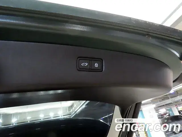 Genesis GV80 2021 — Photo 16/20