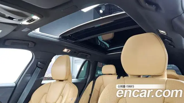 Volvo V60 Cross Country 2021 — Photo 27/37