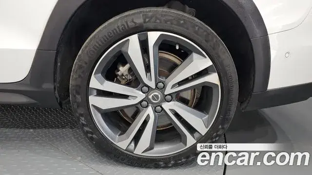Volvo V60 Cross Country 2021 — Photo 21/37