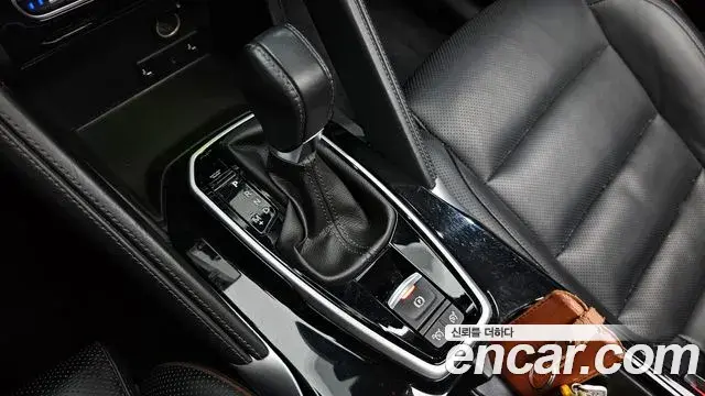Renault Samsung QM6 2021 — Şəkil 19/33