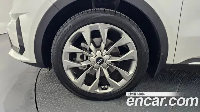 Kia Sorento 2020 — Photo 5/20