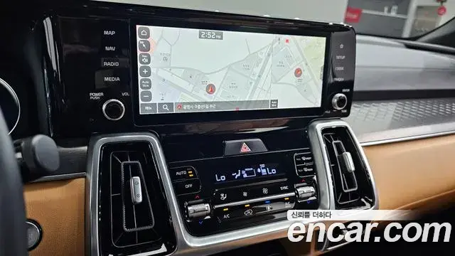 Kia Sorento 2020 — Photo 16/20