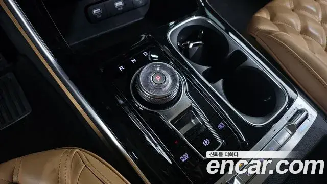 Kia Carnival 2022 — Фото 9/20