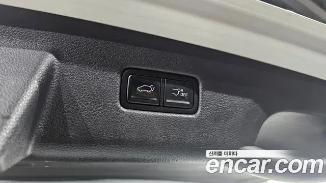 Kia Carnival 2022 — Фото 15/20