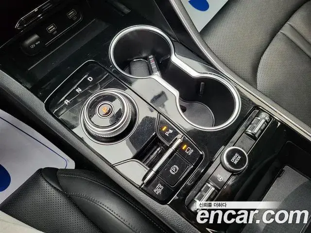 Kia K5 2021 — Photo 10/19
