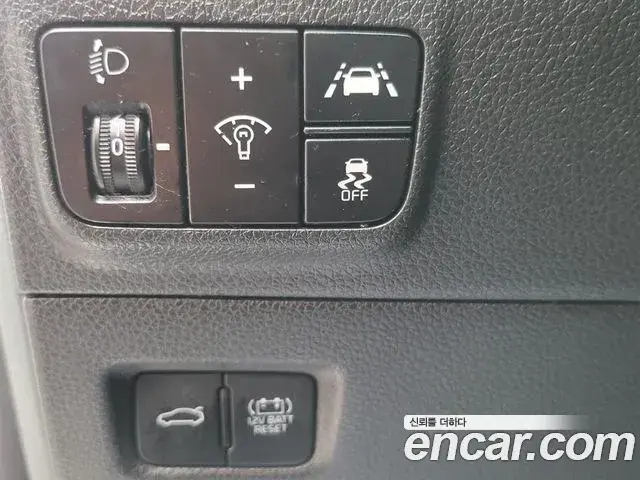 Kia K5 2021 — Photo 6/19