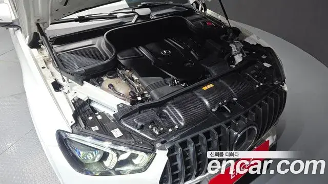 Mercedes-Benz GLE-Class 2021 — Photo 11/34