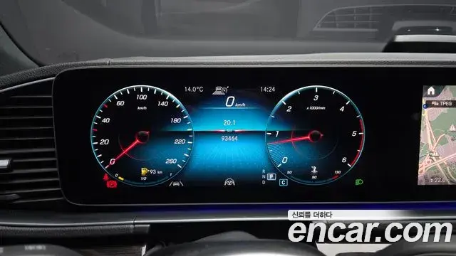 Mercedes-Benz GLE-Class 2021 — Photo 20/34
