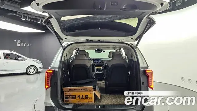 Kia Carnival 2024 — Фото 20/20