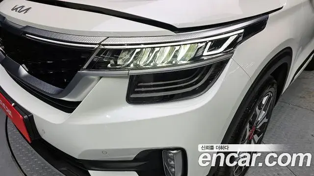 Kia Seltos 2021 — Photo 9/32