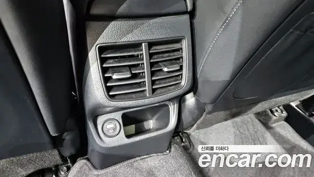 Kia Seltos 2021 — Photo 25/32