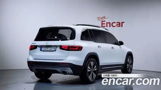 Mercedes-Benz GLB-Class 2021 — ფოტო 11/20