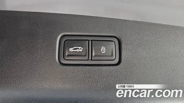 Genesis GV70 2025 — Şəkil 13/30