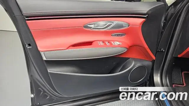 Genesis GV70 2025 — Şəkil 6/30