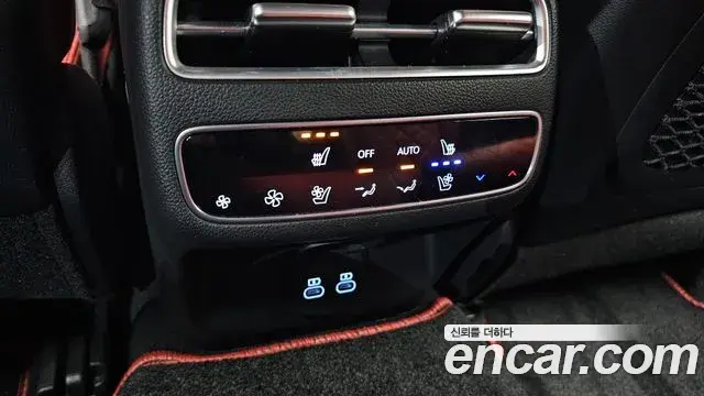 Genesis GV70 2025 — Şəkil 25/30