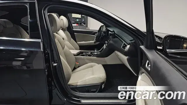 Genesis G70 2021 — ფოტო 8/34