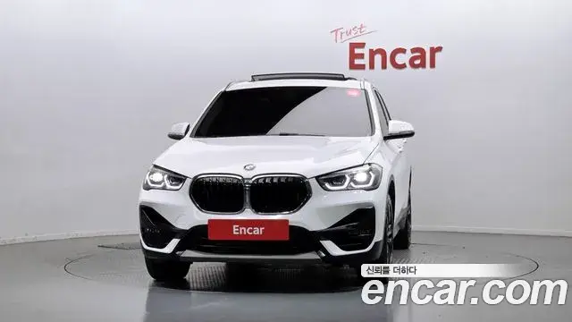 BMW X1 2020 — Фото 2/20
