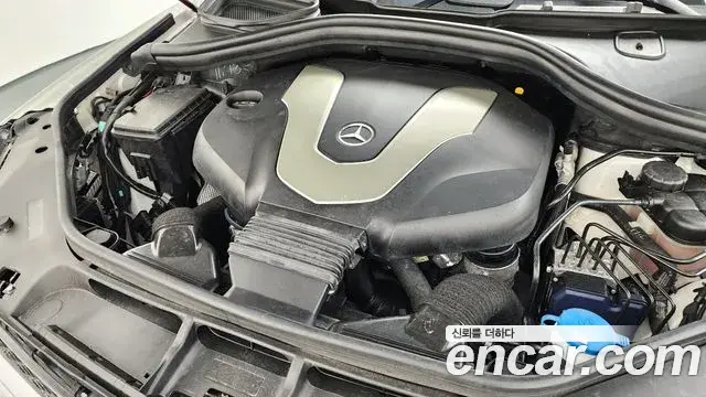 Mercedes-Benz GLE-Class 2018 — Photo 3/20