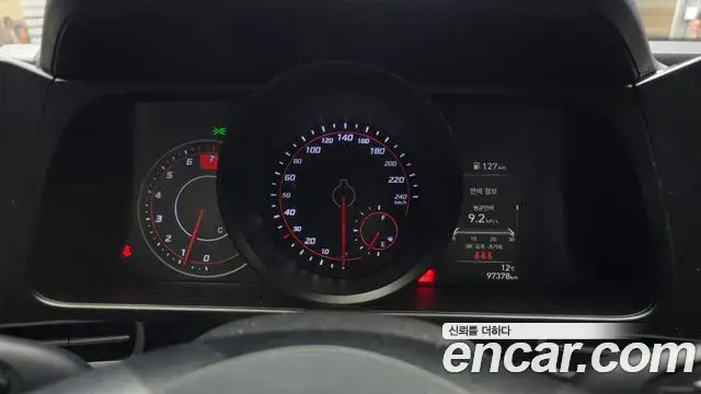 Hyundai Avante 2020 — Şəkil 8/20