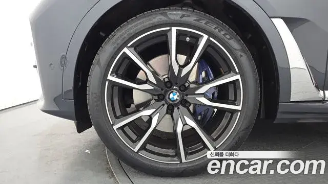 BMW X7 2022 — Şəkil 8/20