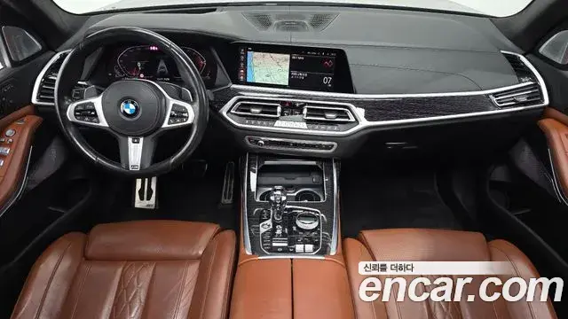 BMW X7 2022 — Şəkil 18/20