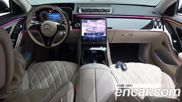 Mercedes-Benz S-Class 2022 — Photo 12/36