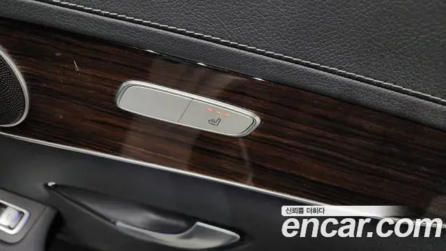 Mercedes-Benz GLC-Class 2020 — Фото 17/20