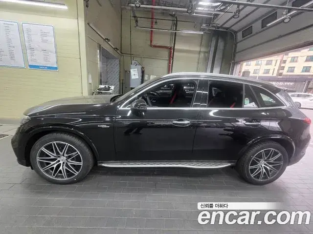 Mercedes-Benz GLC-Class 2025 — Photo 8/8