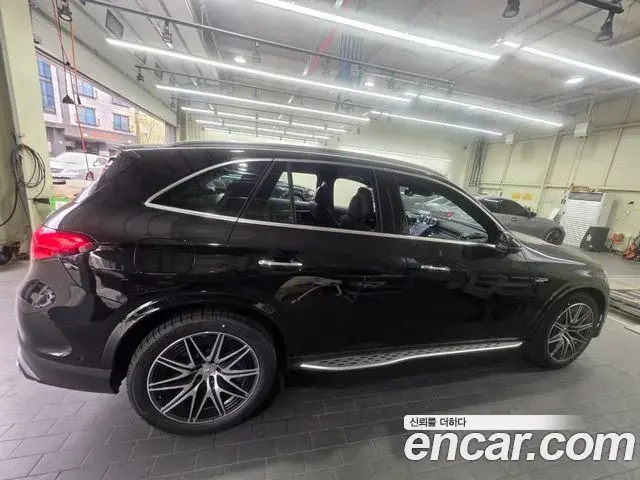Mercedes-Benz GLC-Class 2025 — Photo 7/8