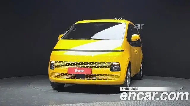 Hyundai Staria 2024 — Şəkil 25/27
