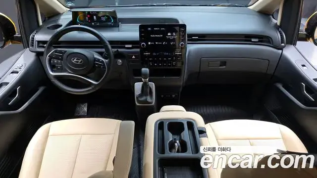 Hyundai Staria 2024 — Şəkil 13/27