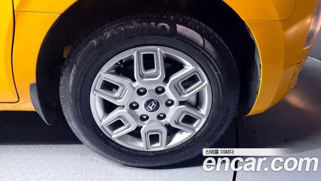 Hyundai Staria 2024 — Şəkil 10/27