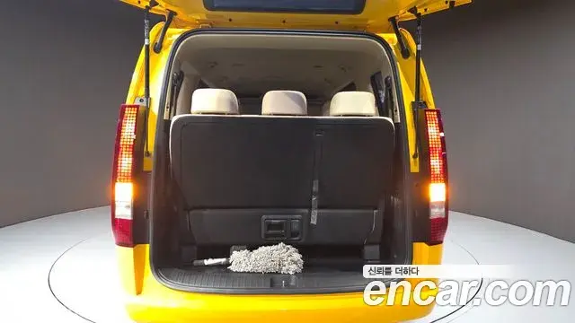 Hyundai Staria 2024 — Şəkil 24/27