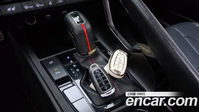 Hyundai The New Avante Hybrid 2022 — ფოტო 16/20