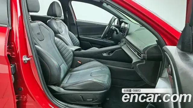 Hyundai The New Avante Hybrid 2022 — ფოტო 5/20