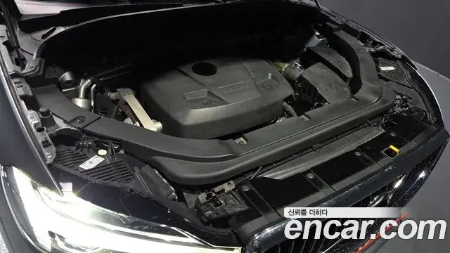 Volvo XC60 2018 — Şəkil 2/20