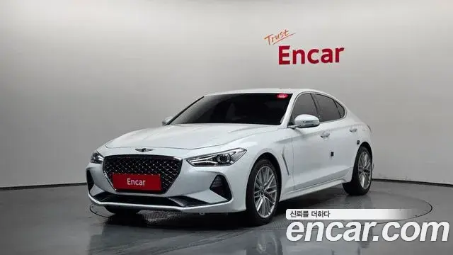 Genesis G70 2019 — Photo 8/37