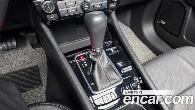 Jeep Compass 2022 — ფოტო 13/20