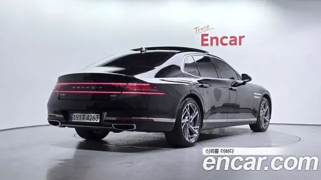 Genesis G90 2022 — Фото 2/20