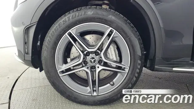 Mercedes-Benz GLC-Class 2022 — Şəkil 10/20