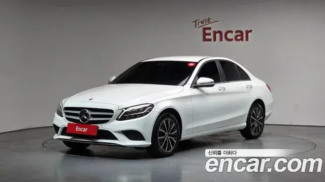 Mercedes-Benz C-Class 2020 — Фото 1/20