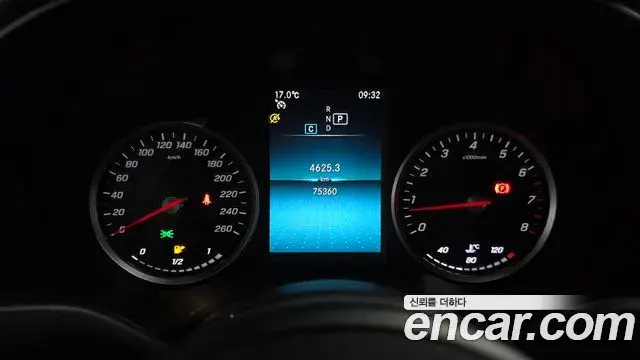 Mercedes-Benz C-Class 2020 — Фото 8/20