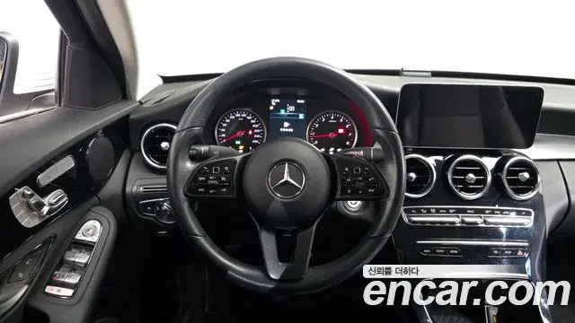 Mercedes-Benz C-Class 2020 — Фото 13/20