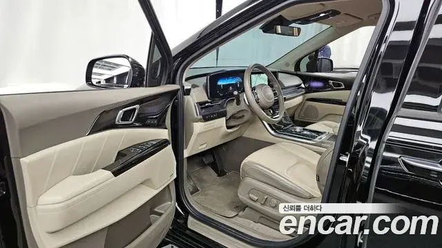 Kia Carnival 2023 — Фото 10/20